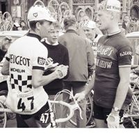 Imjage of Cycling Legends 01 Tom Simpson book cover